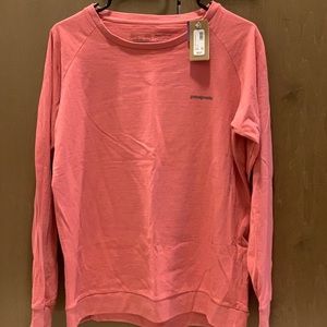 Patagonia long sleeve shirt